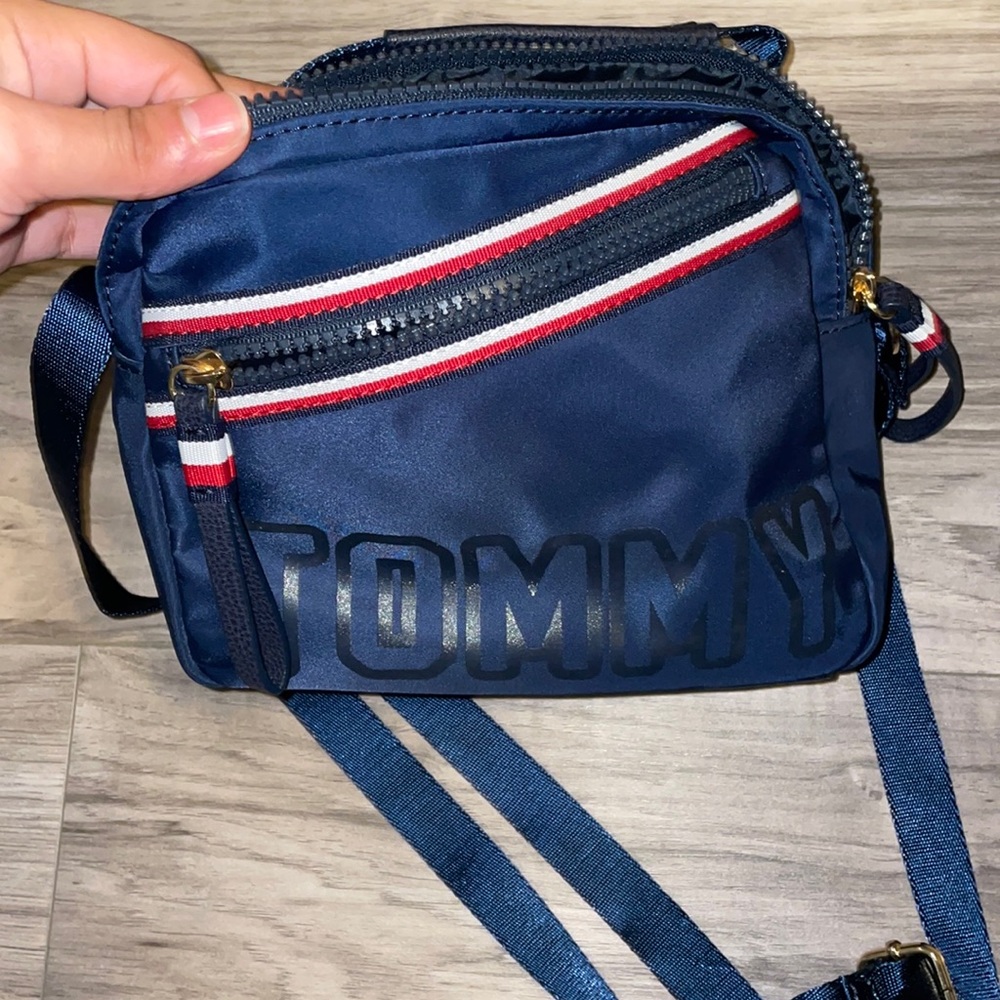Tommy Hilfiger cross body